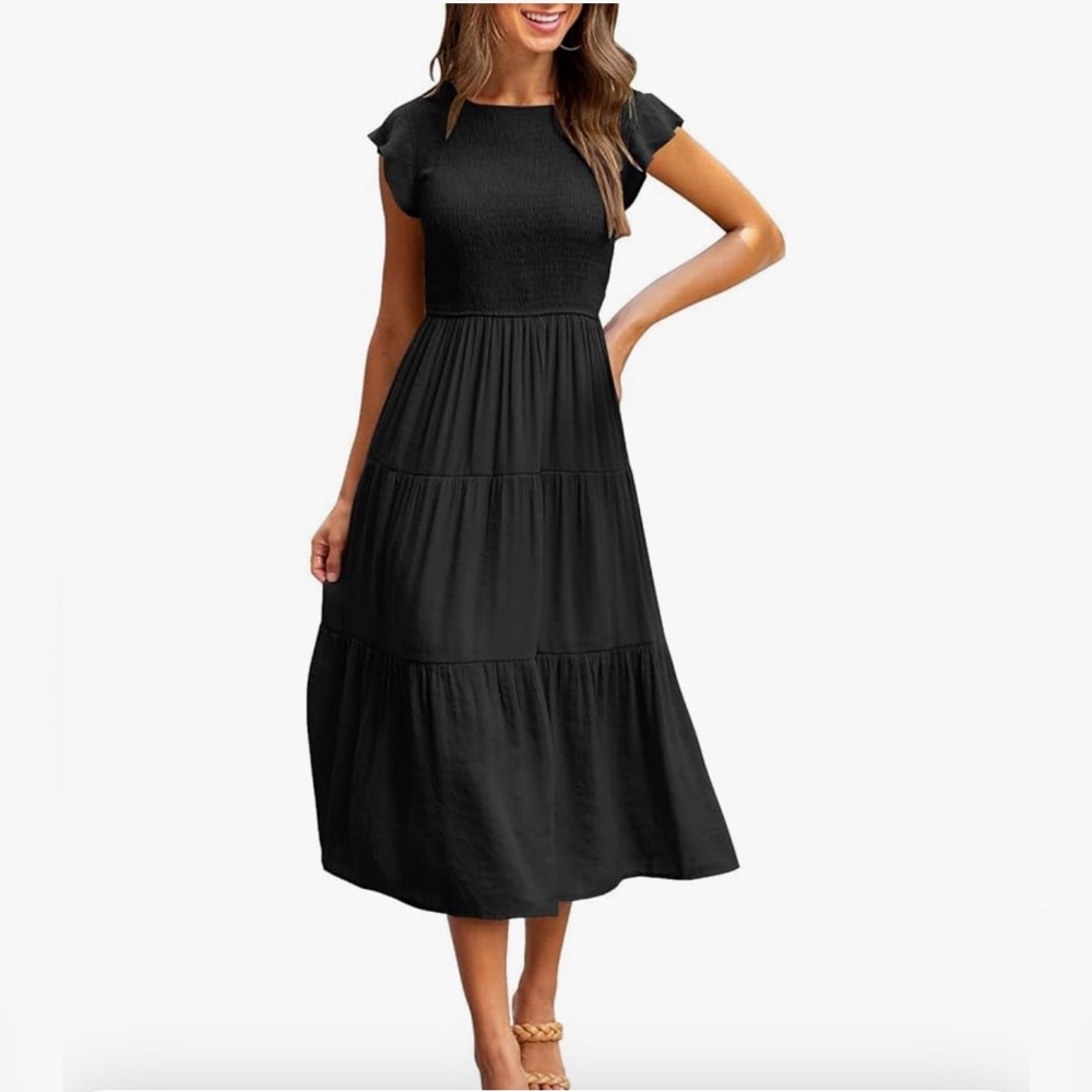 MEROKEETY Black Flutter Short Sleeve Smocked Tiered Midi Dress - Large